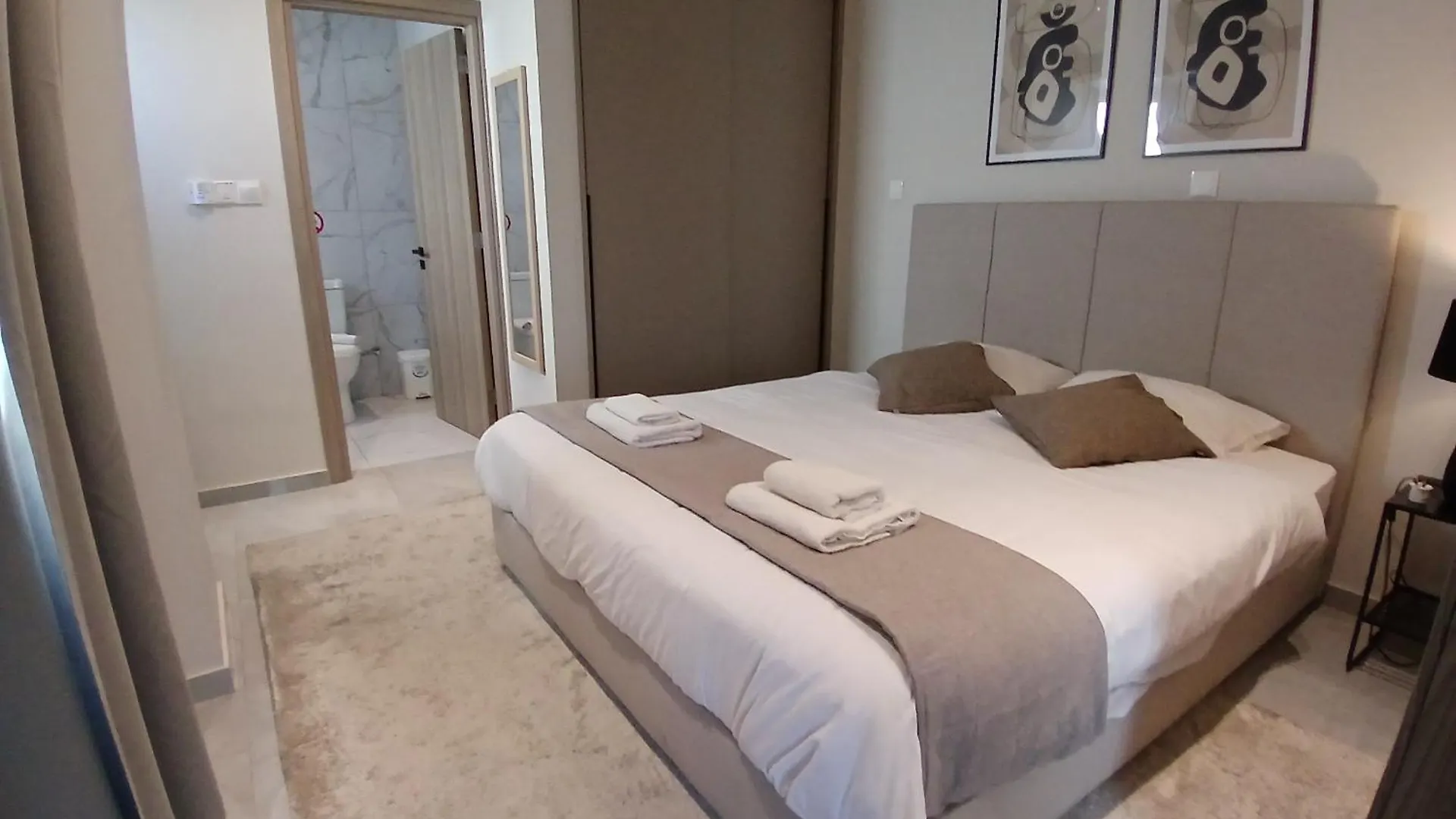 Apartament Georgiana Suites Larnaca