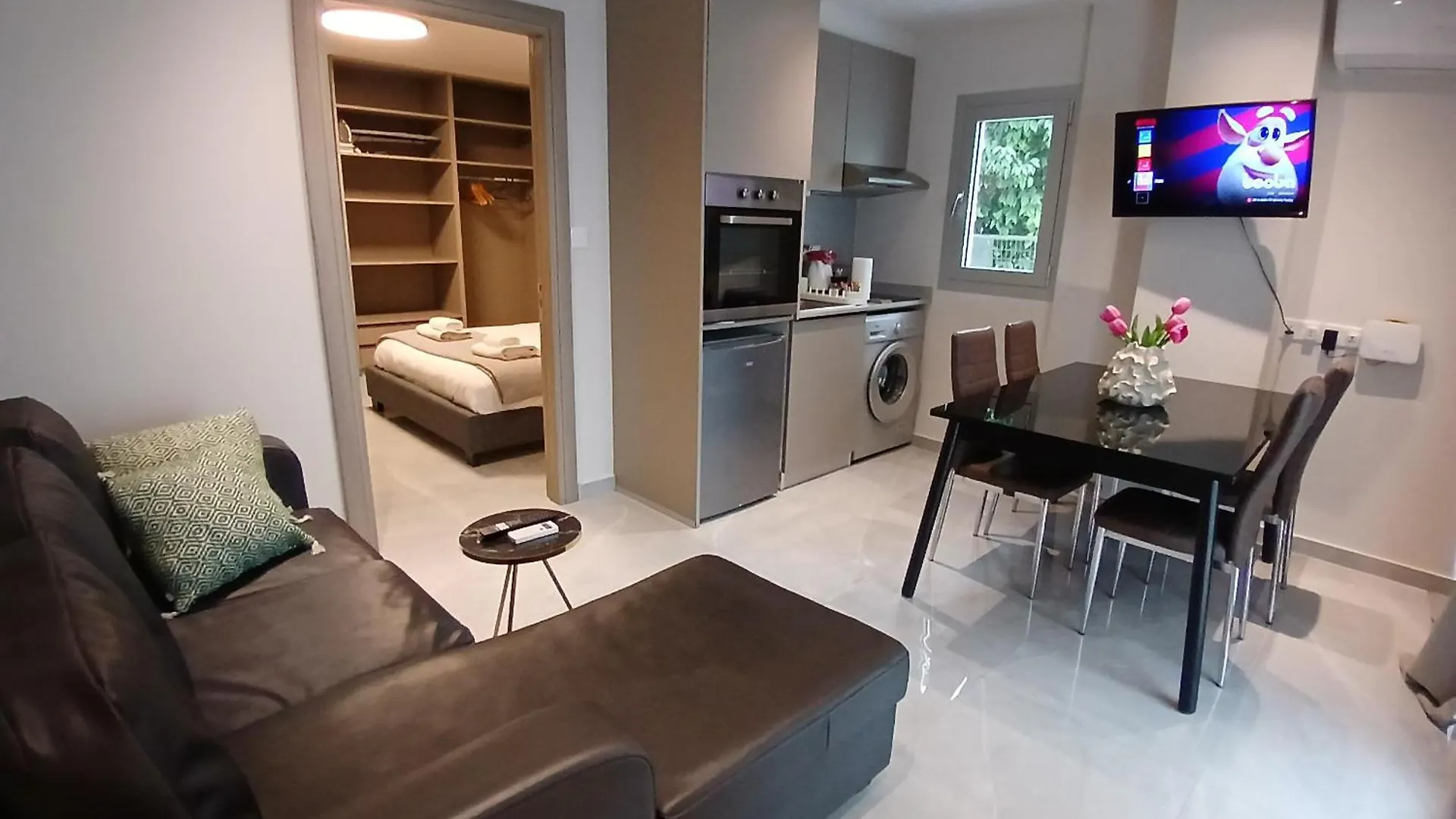 Lejlighed Georgiana Suites Larnaca